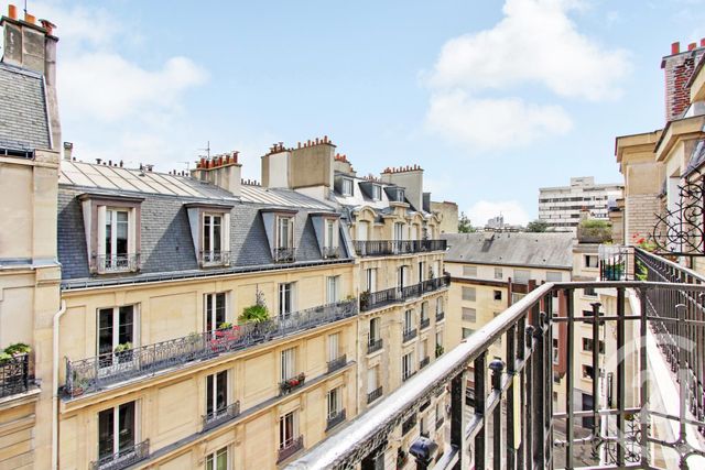 Afficher la photo en grand Appartement F5 à vendre - 5 pièces - 87.0 m2 - PARIS - 75015 - ILE-DE-FRANCE - Century 21 Immoside Felix Faure