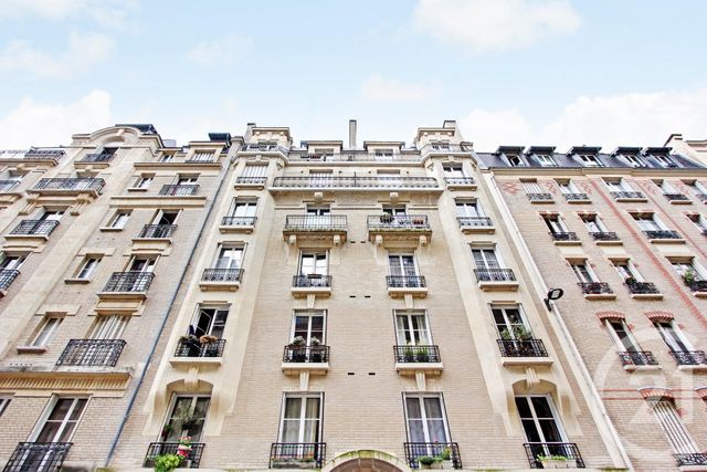 Afficher la photo en grand Appartement F5 à vendre - 5 pièces - 87.0 m2 - PARIS - 75015 - ILE-DE-FRANCE - Century 21 Immoside Felix Faure