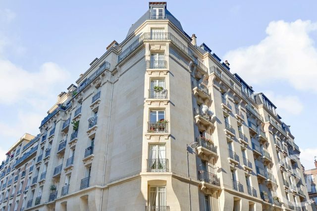  - PARIS - 