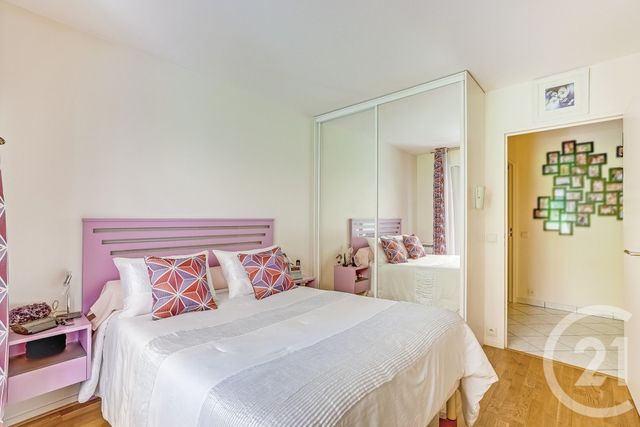 Appartement T2 à vendre - 2 pièces - 49.77 m2 - VANVES - 92 - ILE-DE-FRANCE - Century 21 Immoside Felix Faure