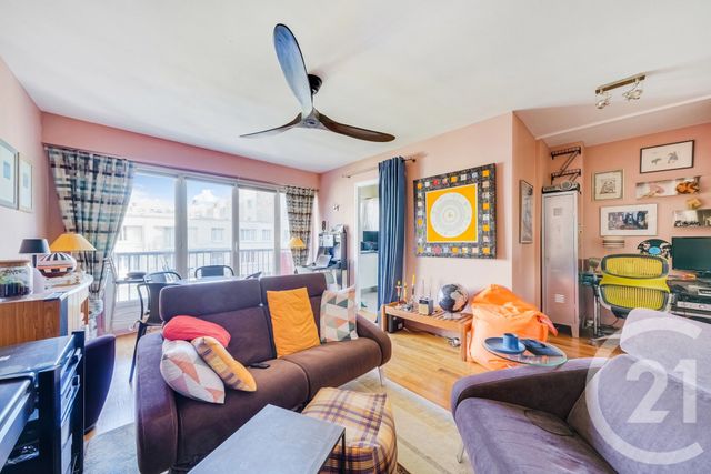 Appartement F2 à vendre - 2 pièces - 52.08 m2 - PARIS - 75015 - ILE-DE-FRANCE - Century 21 Immoside Felix Faure
