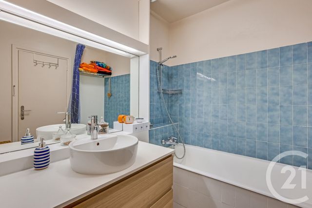 Appartement F1 à vendre - 1 pièce - 33.38 m2 - PARIS - 75015 - ILE-DE-FRANCE - Century 21 Immoside Felix Faure