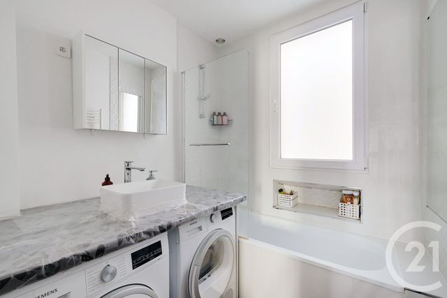 Afficher la photo en grand Appartement F3 à vendre - 3 pièces - 54.0 m2 - PARIS - 75015 - ILE-DE-FRANCE - Century 21 Immoside Felix Faure