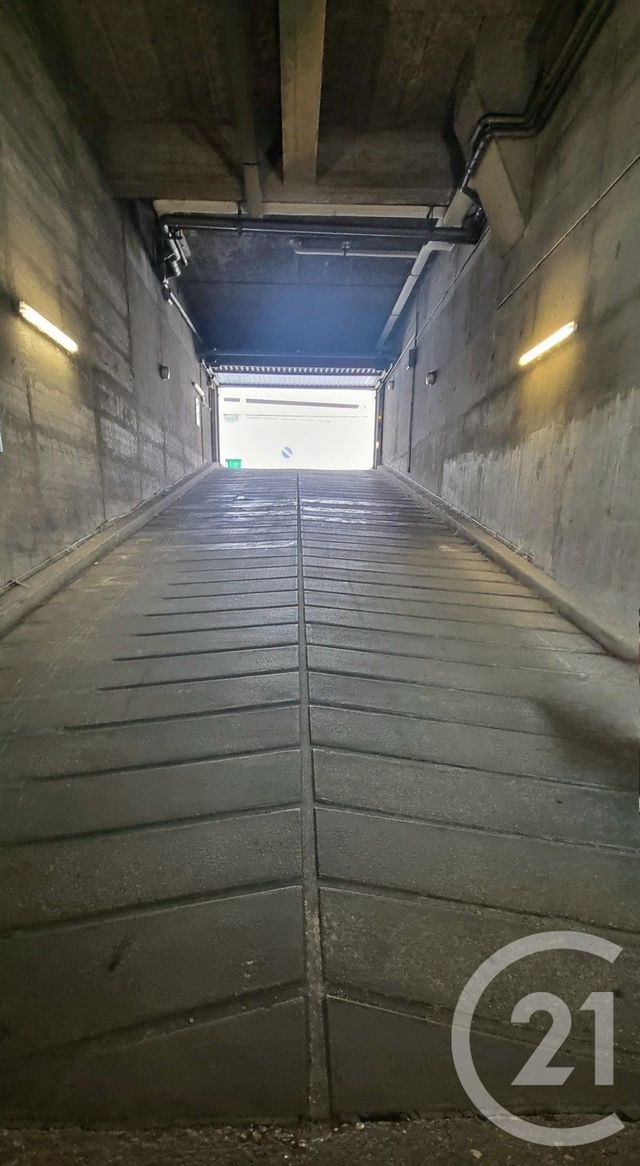 parking à vendre - 11.37 m2 - PARIS - 75015 - ILE-DE-FRANCE - Century 21 Immoside Felix Faure