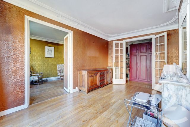 Afficher la photo en grand Appartement T5 à vendre - 5 pièces - 109.73 m2 - PARIS - 75015 - ILE-DE-FRANCE - Century 21 Immoside Felix Faure