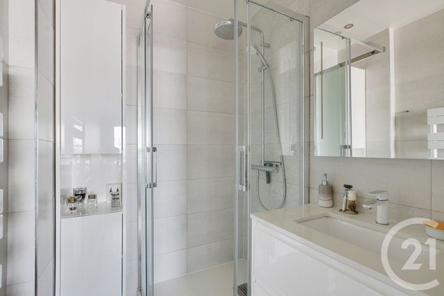 Appartement T4 à vendre - 4 pièces - 93.0 m2 - PARIS - 75015 - ILE-DE-FRANCE - Century 21 Immoside Felix Faure