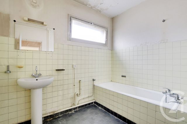 Appartement T2 à vendre - 2 pièces - 49.52 m2 - PARIS - 75015 - ILE-DE-FRANCE - Century 21 Immoside Felix Faure