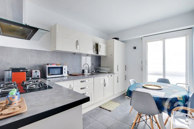 Appartement T3 à vendre - 3 pièces - 65.37 m2 - PARIS - 75015 - ILE-DE-FRANCE - Century 21 Immoside Felix Faure