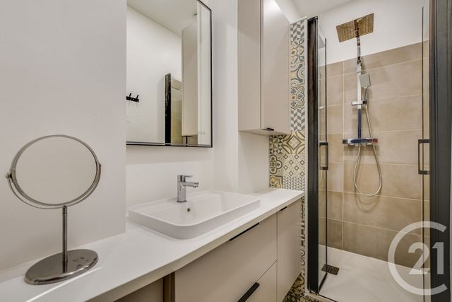 Appartement T3 à vendre - 3 pièces - 60.65 m2 - PARIS - 75015 - ILE-DE-FRANCE - Century 21 Immoside Felix Faure