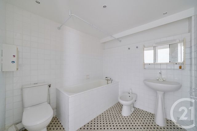 Appartement T2 à vendre - 2 pièces - 48.58 m2 - PARIS - 75015 - ILE-DE-FRANCE - Century 21 Immoside Felix Faure