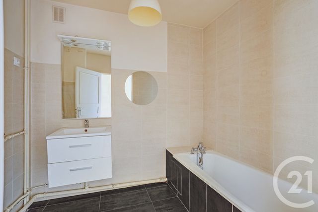 Appartement T3 à vendre - 3 pièces - 72.7 m2 - PARIS - 75015 - ILE-DE-FRANCE - Century 21 Immoside Felix Faure