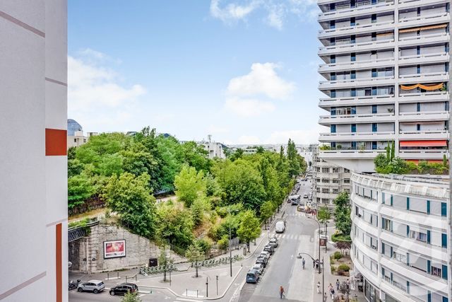 Appartement Studio à vendre - 1 pièce - 32.86 m2 - PARIS - 75015 - ILE-DE-FRANCE - Century 21 Immoside Felix Faure