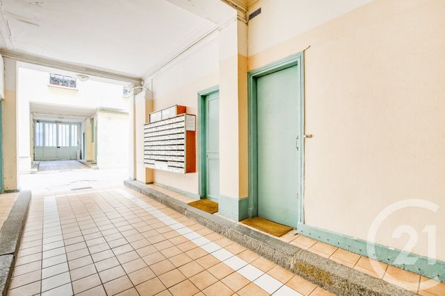 Appartement T2 à vendre - 2 pièces - 25.38 m2 - PARIS - 75015 - ILE-DE-FRANCE - Century 21 Immoside Felix Faure