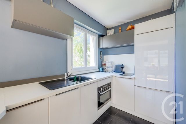 Appartement F2 à vendre - 2 pièces - 49.73 m2 - PARIS - 75015 - ILE-DE-FRANCE - Century 21 Immoside Felix Faure