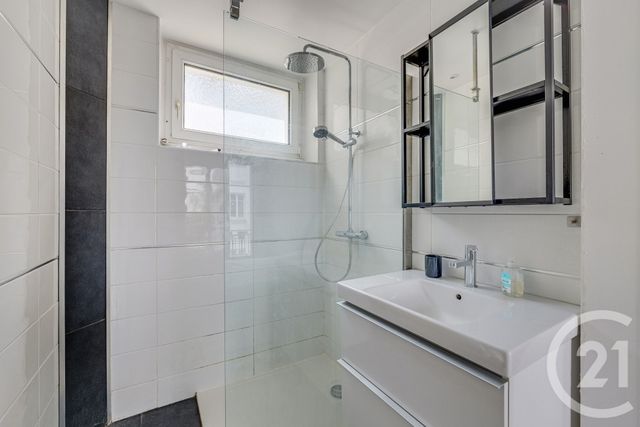 Appartement à vendre - 2 pièces - 43.02 m2 - PARIS - 75015 - ILE-DE-FRANCE - Century 21 Immoside Felix Faure