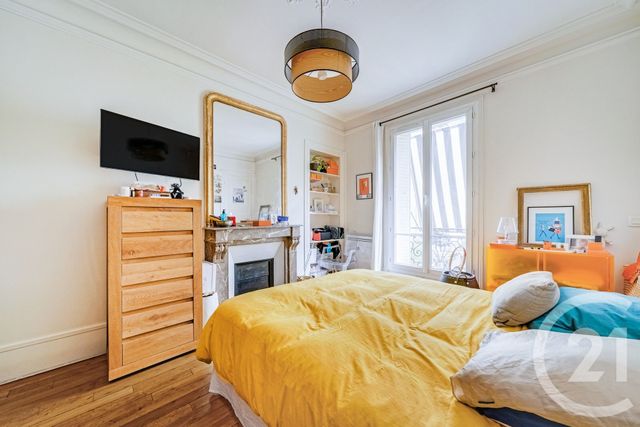 Appartement T4 à vendre - 4 pièces - 80.3 m2 - PARIS - 75015 - ILE-DE-FRANCE - Century 21 Immoside Felix Faure