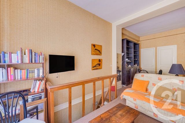Appartement T2 à vendre - 2 pièces - 40.0 m2 - PARIS - 75015 - ILE-DE-FRANCE - Century 21 Immoside Felix Faure